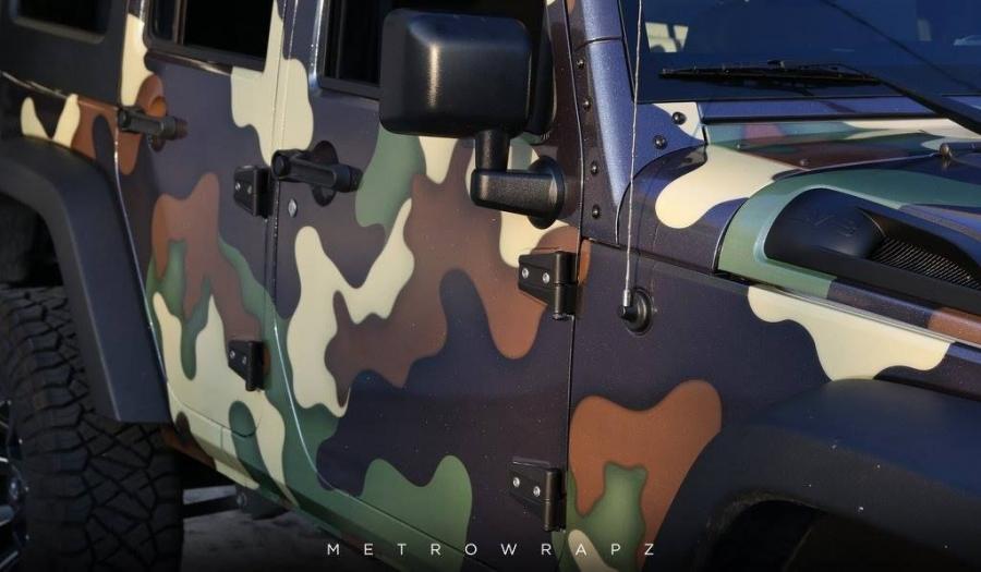 Детали экстерьера Jeep Wrangler Unlimited Sport by MetroWrapz 2018 года  (фото 6 из 9)
